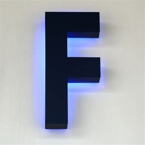 galleries typography  letter fubiz