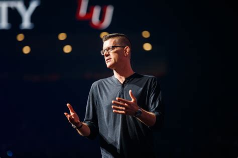 author and evangelist jay lowder delivers convocation message on