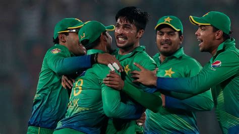 india  pakistan  score indian cricket team manipulating pitches  win shoaib akhtar