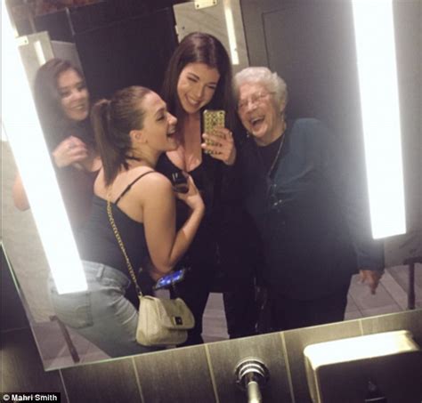 Ottawa Teen S Selfie With Elderly Woman Goes Viral Daily
