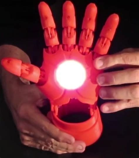 printed iron man prosthetic hand    palm repulsor video