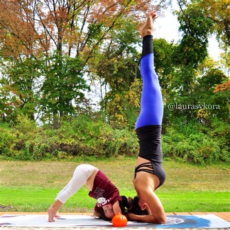 mother daughter yoga poses are too cute fooyoh entertainment