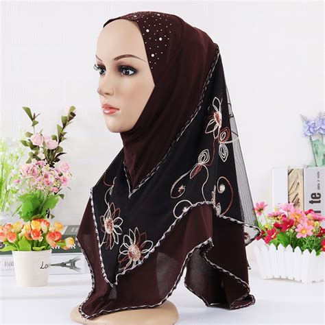 China Wholesale Solid Color Cotton Arab Scarf Shawl Hijab With Applique