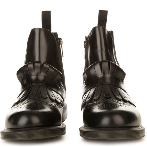 dr martens  women tina brogue black boots  shiekh