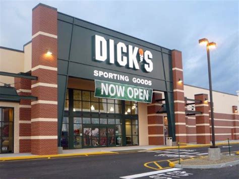 dicks sporting goods store  riverhead ny