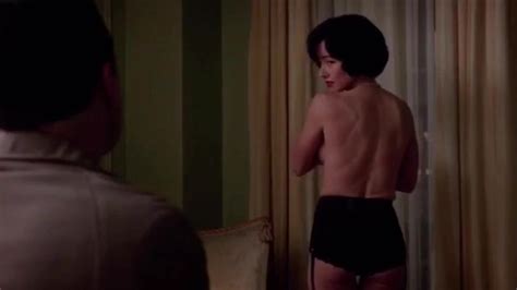 Nude Video Celebs Linda Cardellini Sexy Mad Men 2015
