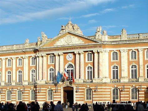 toulouse france town hall vacations  plan pinterest