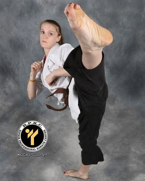 Beautiful Feet Great Kick Female Martial Artists Women Karate