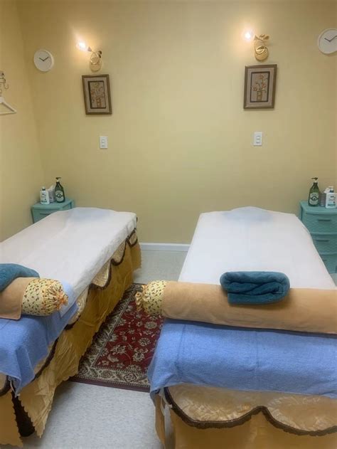 healthy foot spa massage therapist  farmingville