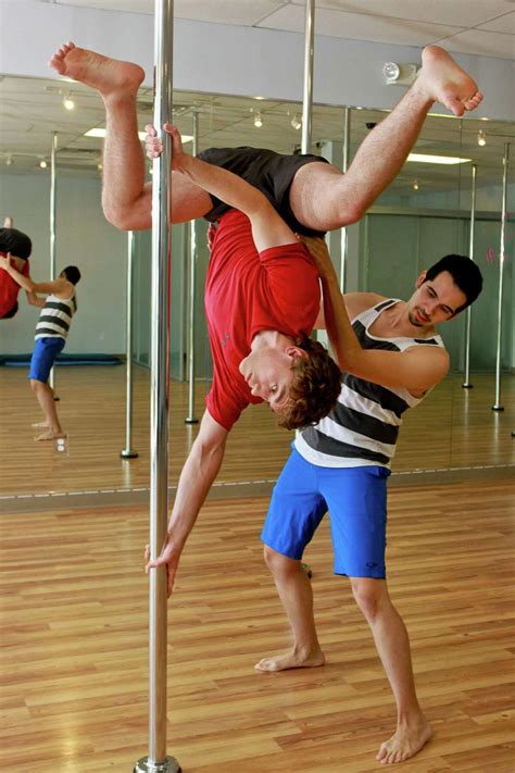 How To Pole Dance At Home The Guide Ways Reverasite