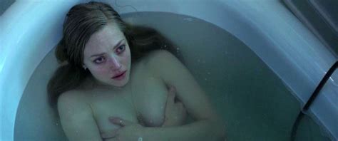 nude video celebs amanda seyfried sexy fathers and daughters 2015
