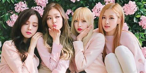 Blackpink Share Their Makeup Tutorial And Collection