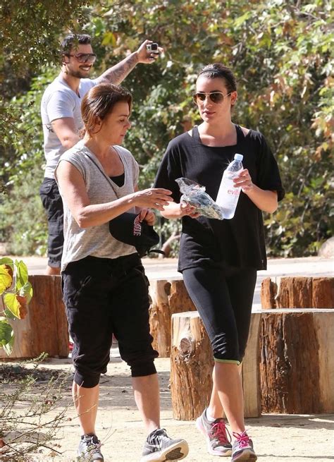 Froukje On Twitter New Candids Lea Michele And Her Mom On A Hike On