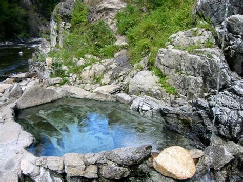 10 Incredible Hot Springs To Visit In Idaho