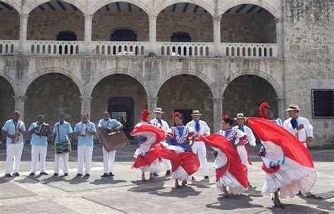 dominican republic welcomes tourists discova