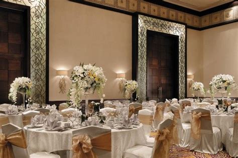 indonesia surabaya shangri la hotel ballroom  hotel ballroom home decor table decorations