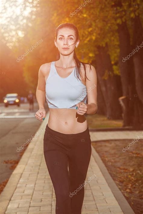 sexy runner girl pictures
