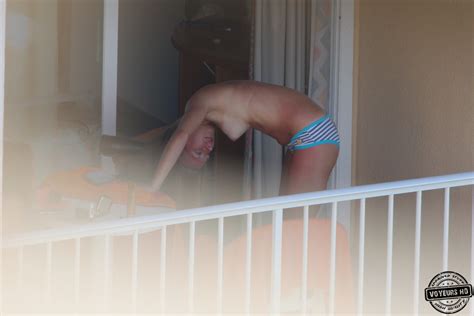 naked neighbor voyeur video xxx pics