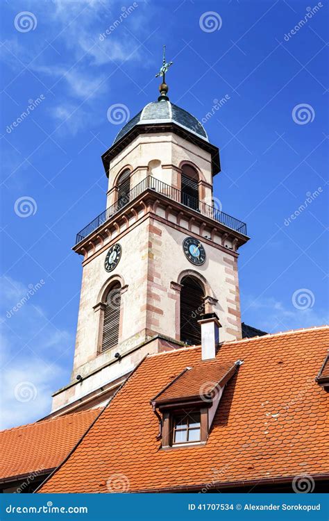 klassieke franse kerk stock foto image  middeleeuws