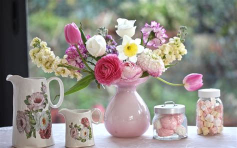 Free Download Of Flowers Beautiful Pink Vases Hd Wallpaper