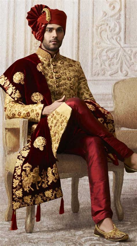 What Is The Traditional Indian Dress For A Groom To Wear