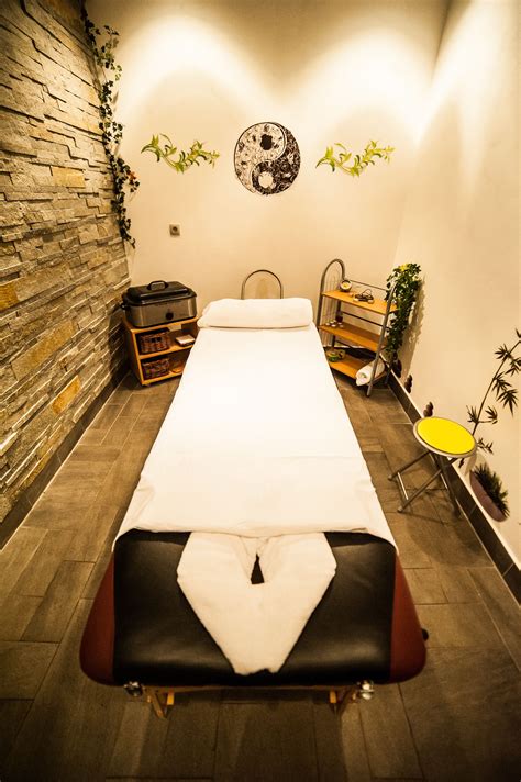 massage room massage room decor massage room spa massage room