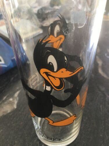 Daffy Duck Glass 1973 Pepsi Collector Series Warner Bros 3866480545