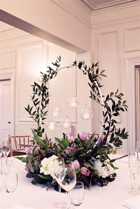 floral hoop table centrepiece captured  teresa  photography