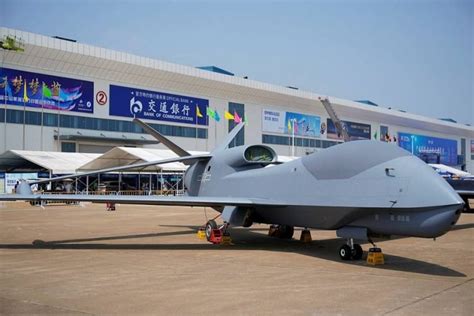 largest chinese  hale combat drone wz  soar dragon enters  service polygonjournalcom