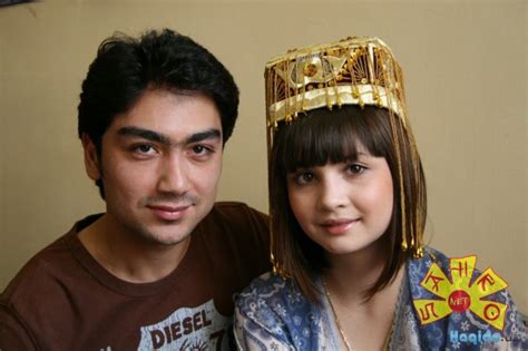 Смотреть Yondiradi Kuydiradi Uzbek Kino онлайн