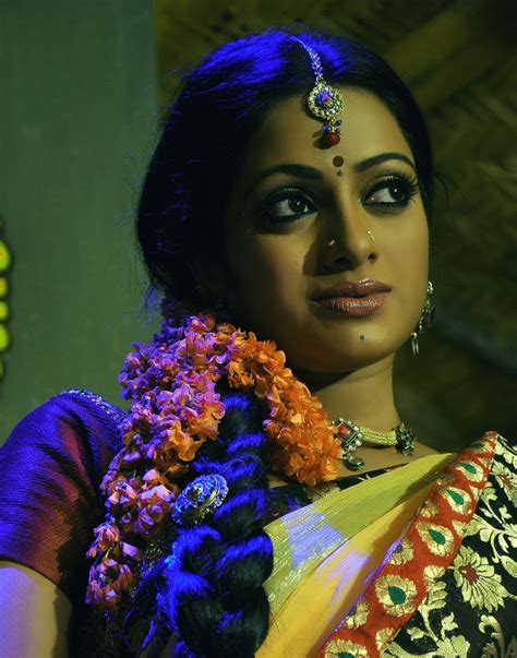 latest telugu movie udaya bhanu madhumathu photos ~ latest movies stills