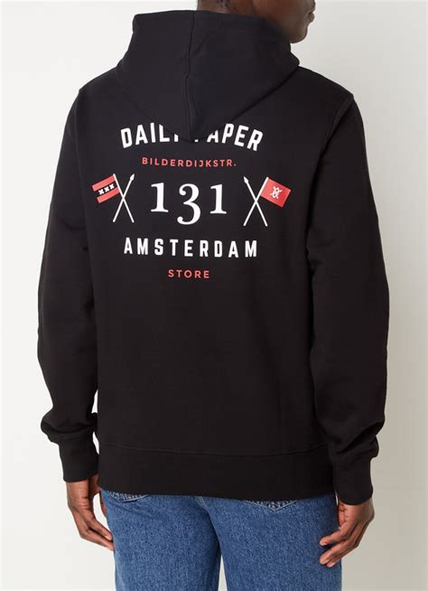daily paper amsterdam flagship store hoodie met logo en backprint de bijenkorf belgique