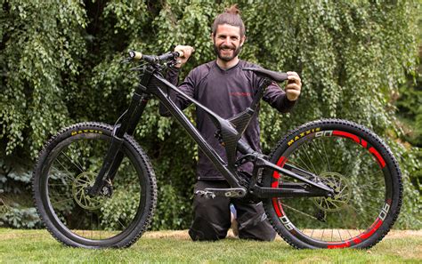 podcast cesar rojo founder  unno  cero design mountain bike feature