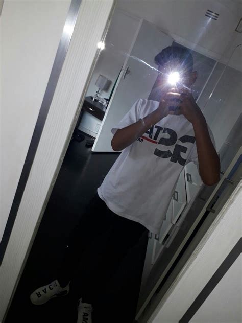 pin  zayaan mall  kiss marcus martinus mirror selfie wattpad