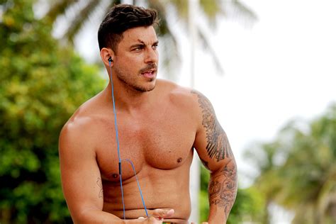 this is how jax taylor works out vanderpump rules photos