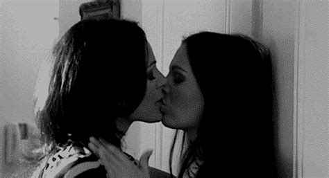 lesbians kissing find and share on giphy