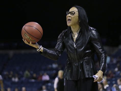 south carolina takes its first women s ncaa basketball