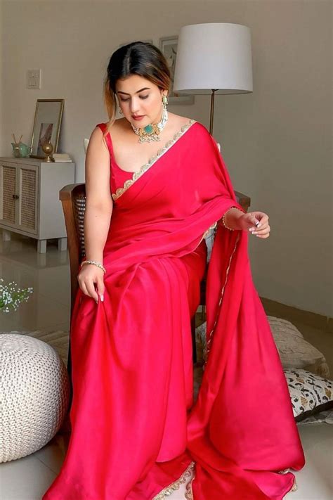 solid red saree look for bridesmaids saree look saree designs party