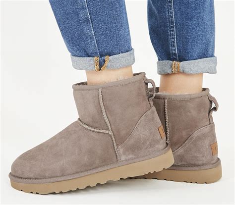 popular ugg boots styles  season  guide webstame
