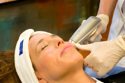 medical spa services skin care treatment dermatology realm