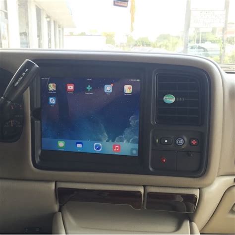 premium ipad  dash vehicle integration