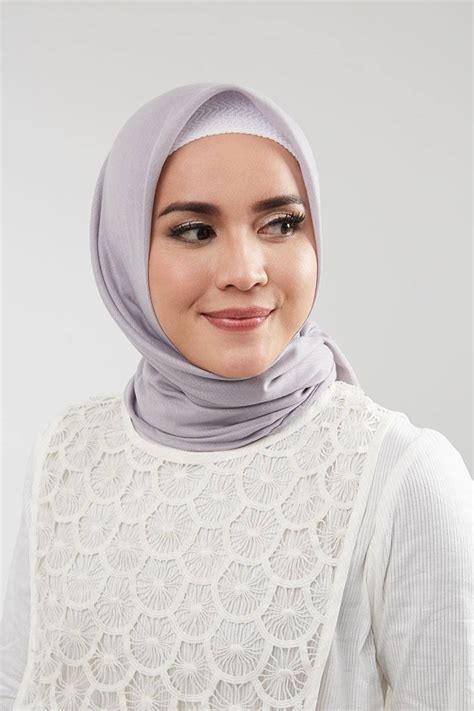 sell voal silk gris hijab signature hijabenkacom