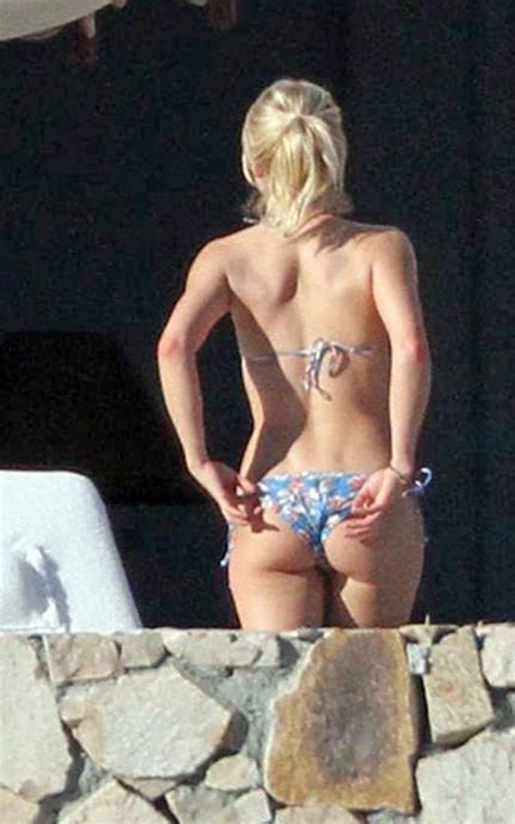 naked julianne hough added 07 19 2016 by bot