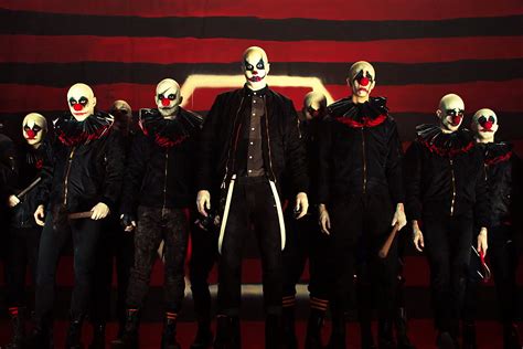american horror story cult sets returning cast new promo