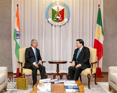 indian ambassador to the phl makes a courtesy call on