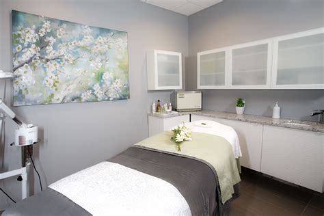 spa room ideas spa room decor salon decor massage therapy rooms