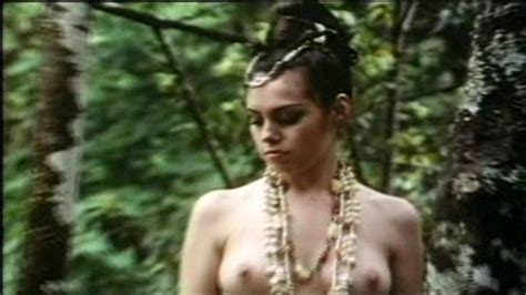 naked lina romay in amazon golden temple