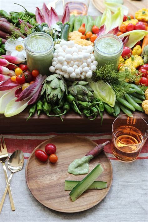 how to style a thanksgiving veggie tray 15 ideas shelterness