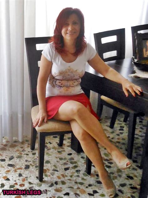 Turkish Milf Legs Skirt Legs Feet Turk Olgun Anneler Wife