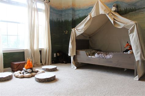 remodelaholic camping tent bed   kids woodland bedroom